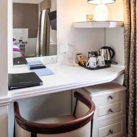 Hotel Western Royal 3*