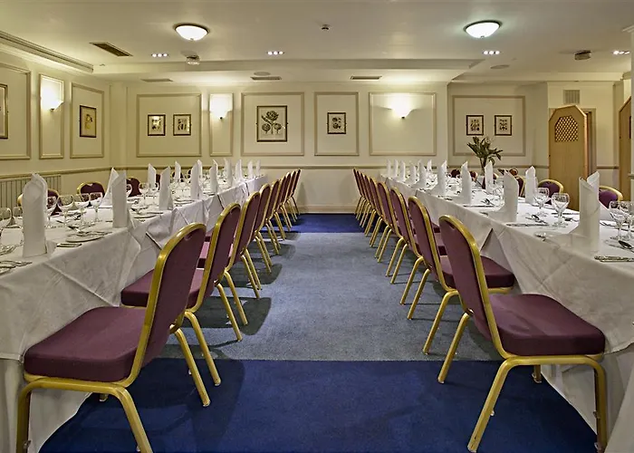 Western Royal Hotel 3*