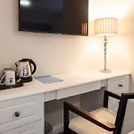 Hotel Western Royal 3*