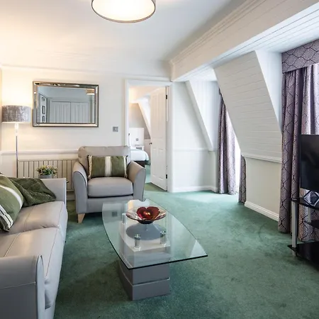Western Royal Hotell 3*
