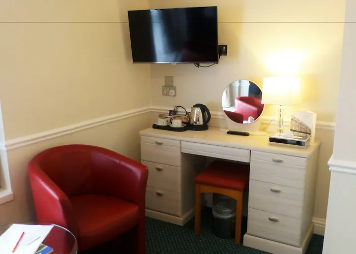 Western Royal Hotel 3*