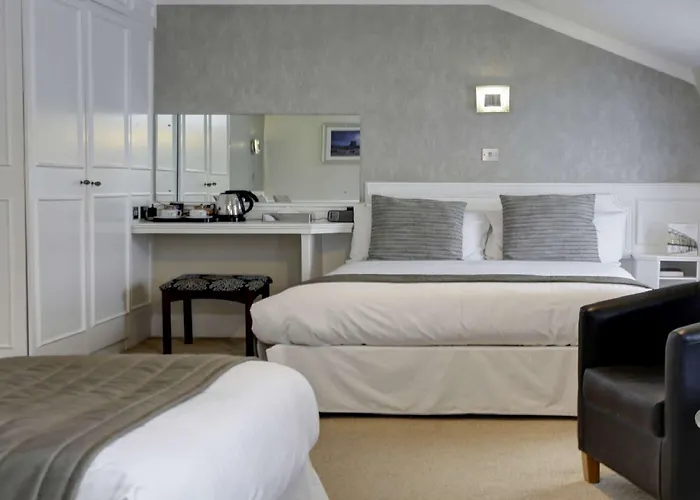 Western Royal 3* Saint Helier Jersey